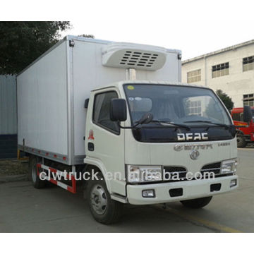 Dongfeng 3-5 tonnes de petits camions frigorifiques en Arabie Saoudite